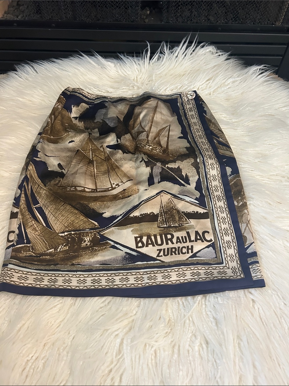 Vintage Silk wrap up skirt size 4